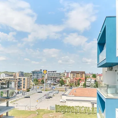 Leya's Boho Mamaia Nord